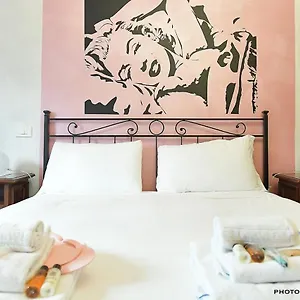 Casa Vacanza La Signorina Rom